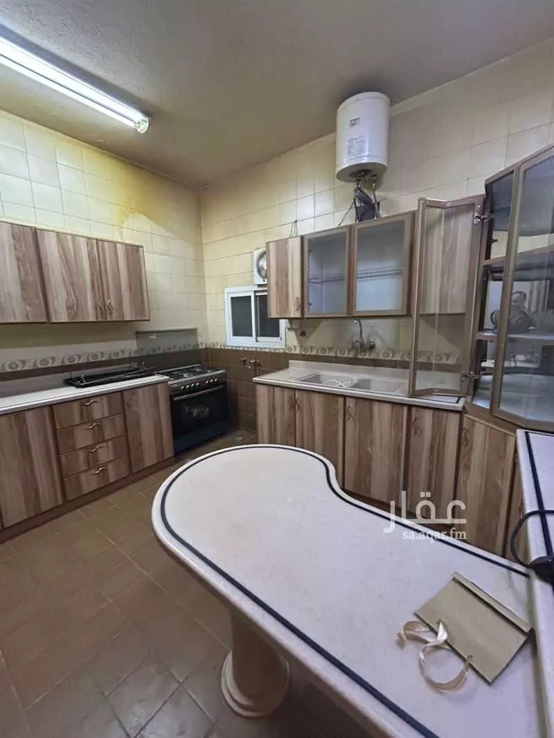 4 bedroom apartment in Al Yarmouk 5