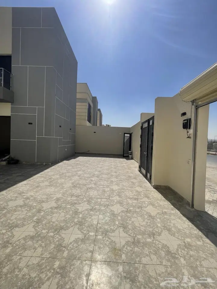 3 bedroom villa in Al Janadriyah, Riyadh 3