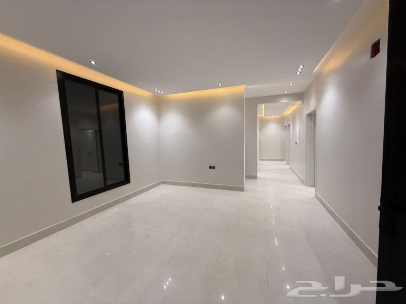 5 bedroom apartment in Al Awali 6
