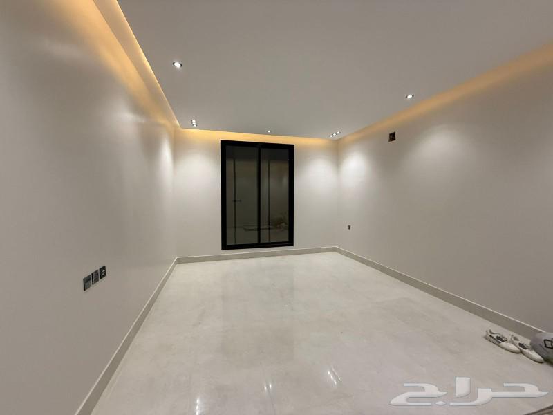 5 bedroom apartment in Al Awali 7
