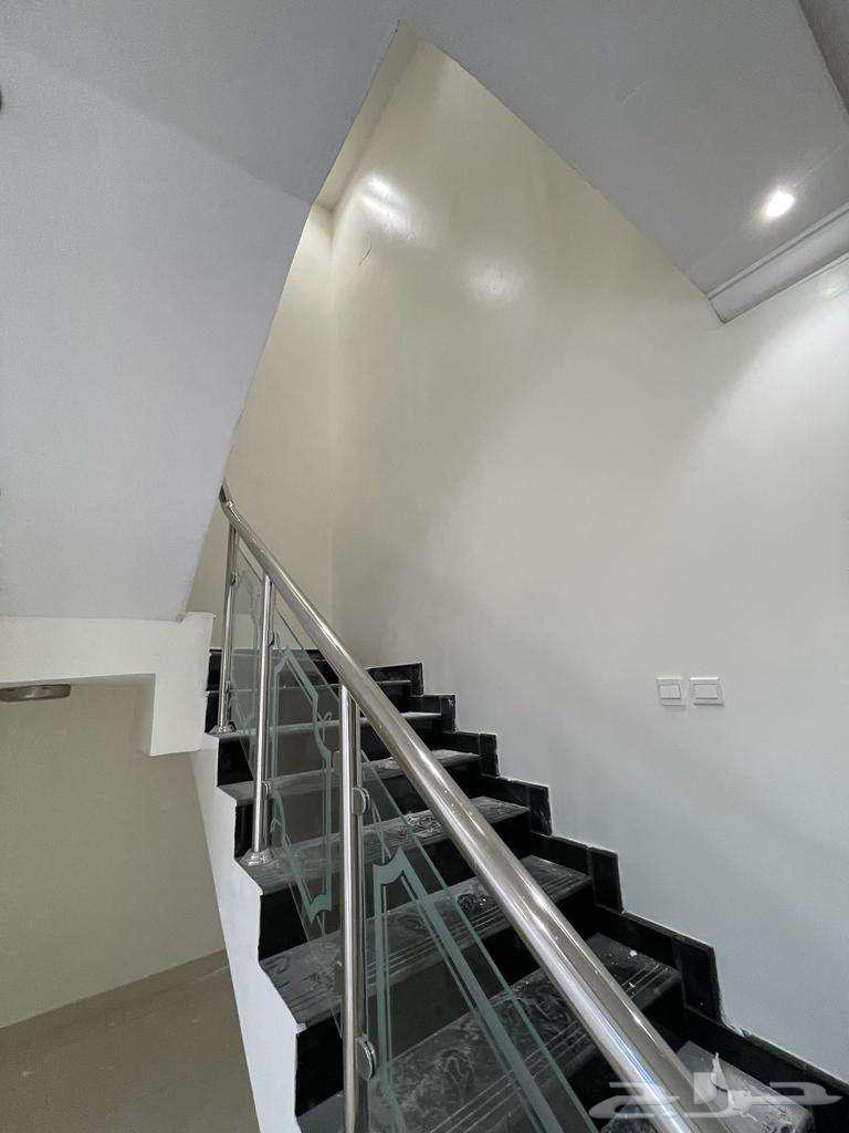 4 bedroom apartment in Al Yasmin 7