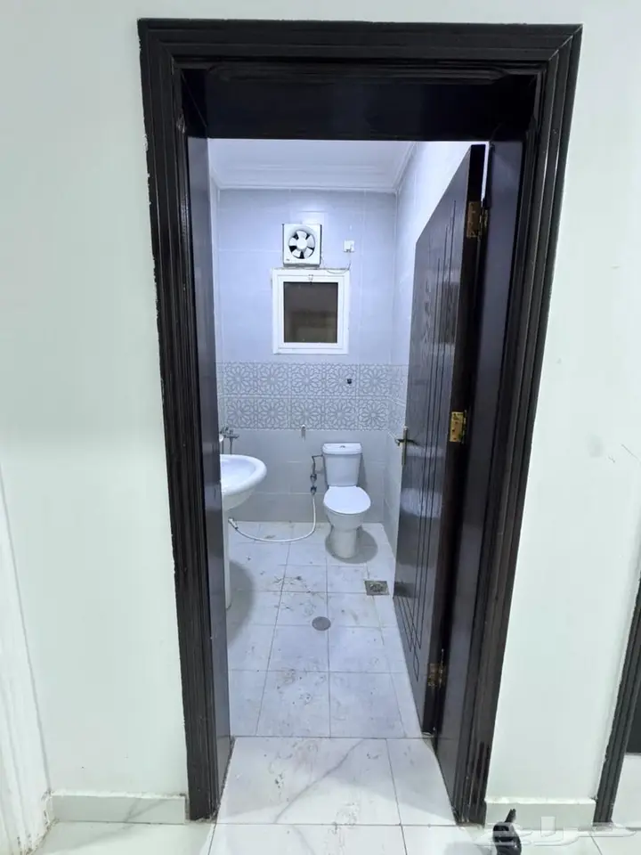 4 bedroom apartment in Al Khadra, Madinah 4