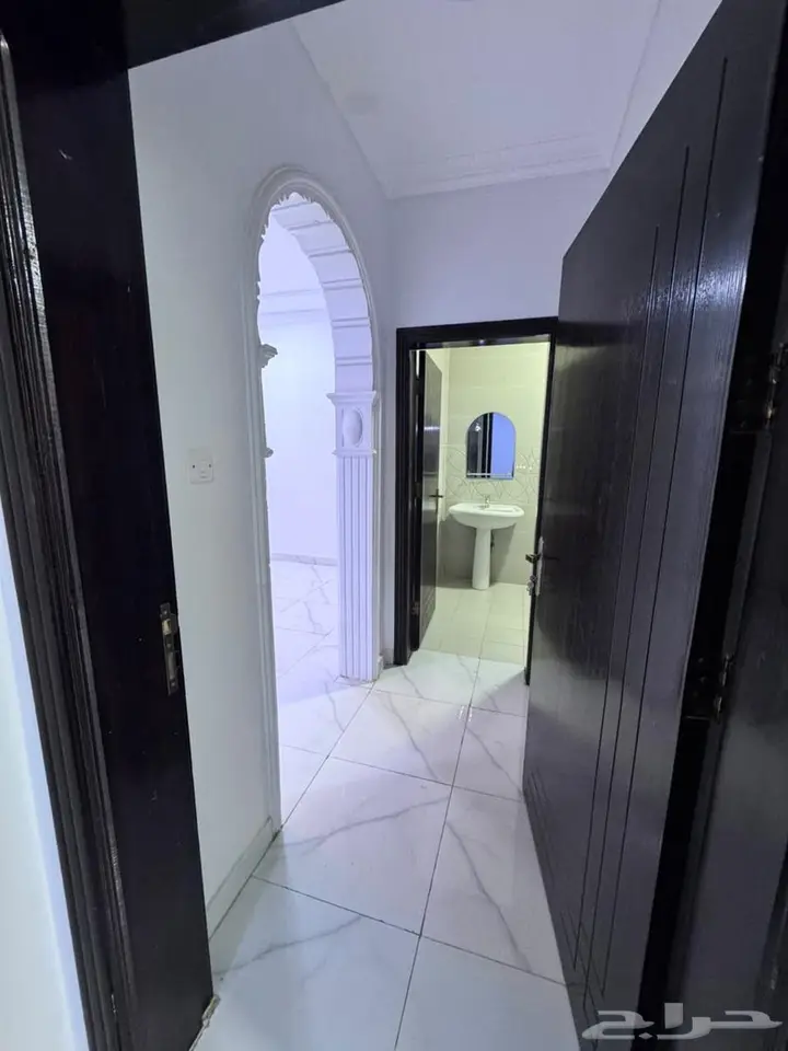 4 bedroom apartment in Al Khadra, Madinah 15