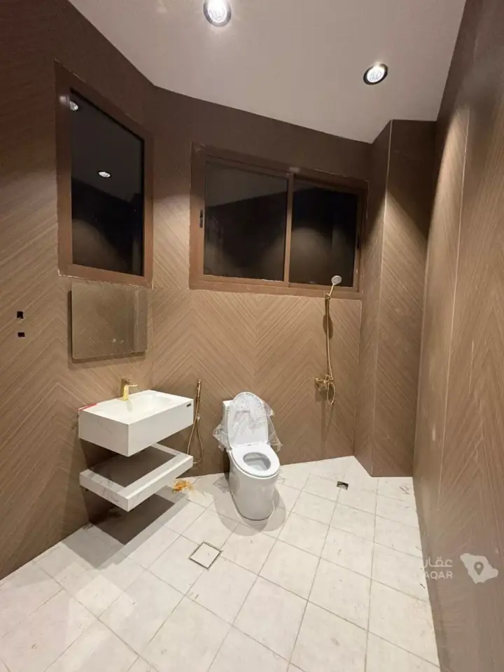 2 bedroom apartment in Al Rabwa, Abha 4