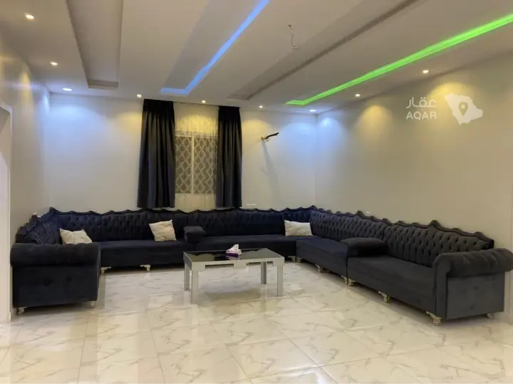 1 bedroom building in Al Washaa’, Taif