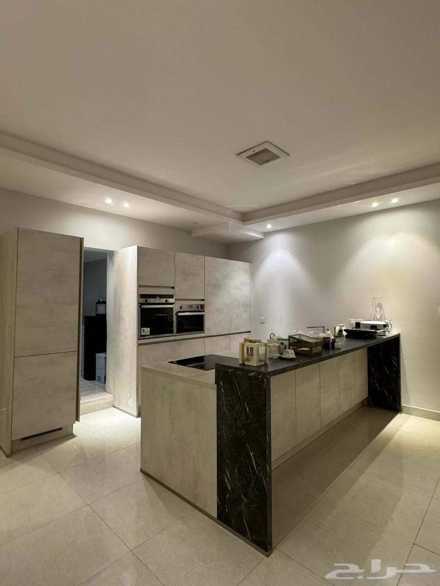 5 bedroom apartment in Al Malqa 3