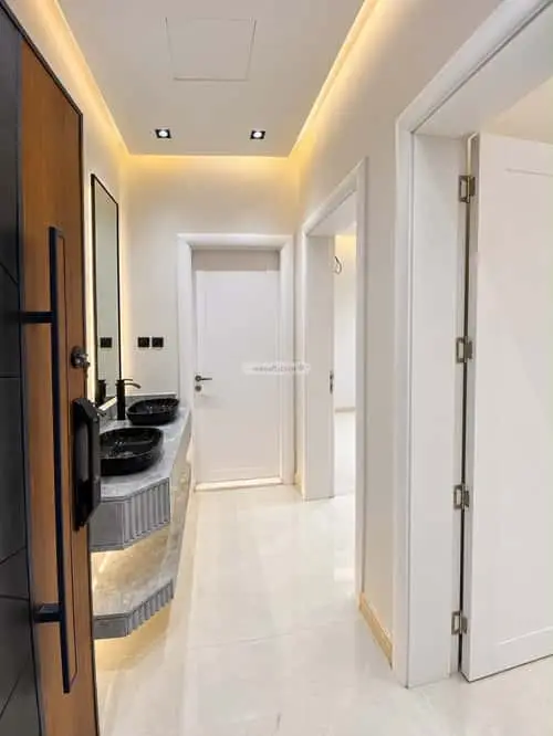 4 bedroom apartment in Shawran, Madinah 8