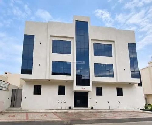 4 bedroom apartment in Shawran, Madinah 6