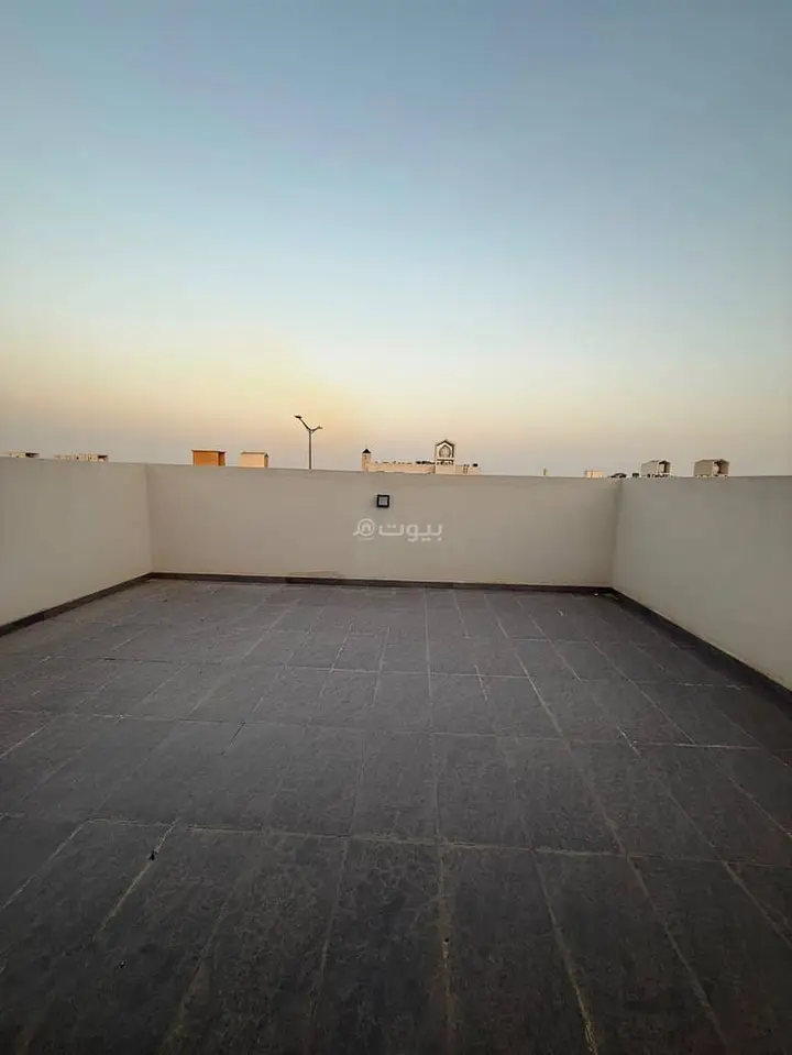 5 bedroom villa in Al Mahdiyyah, Riyadh 8