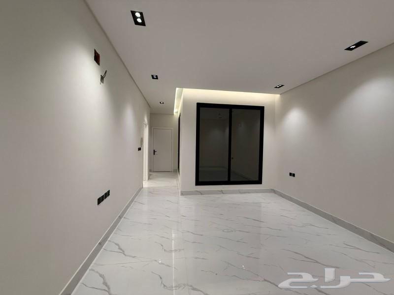 4 bedroom apartment in Al Awali 5