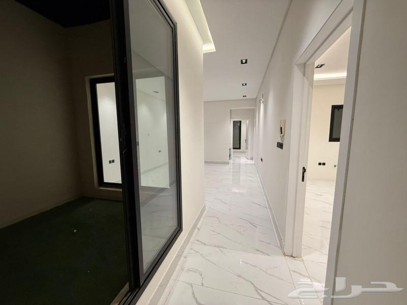 4 bedroom apartment in Al Awali 7