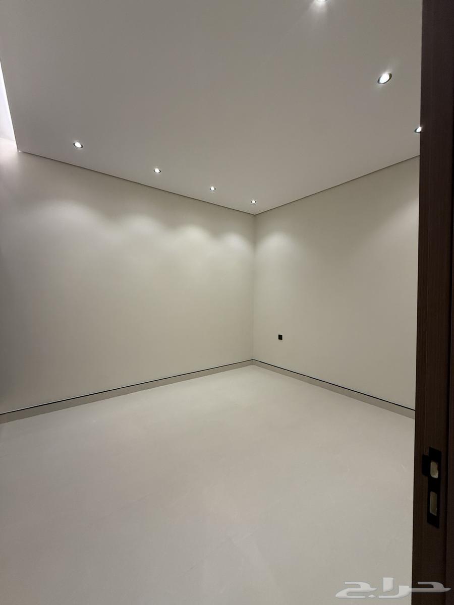 5 bedroom apartment in Al Janadriyah 6