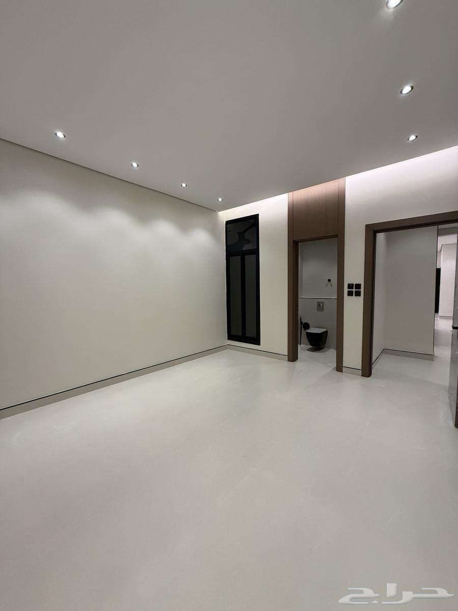 5 bedroom apartment in Al Janadriyah 8