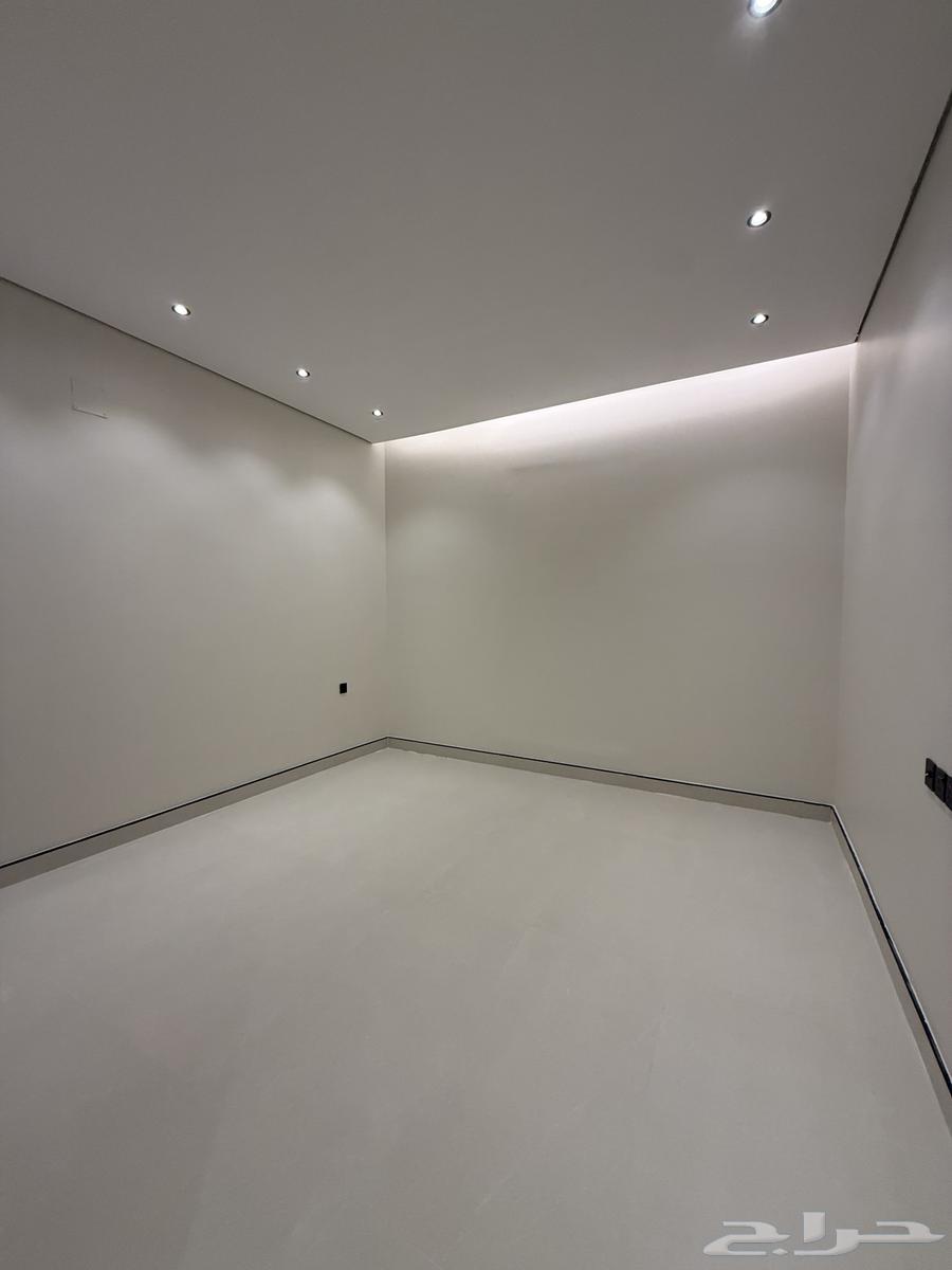 5 bedroom apartment in Al Janadriyah 9