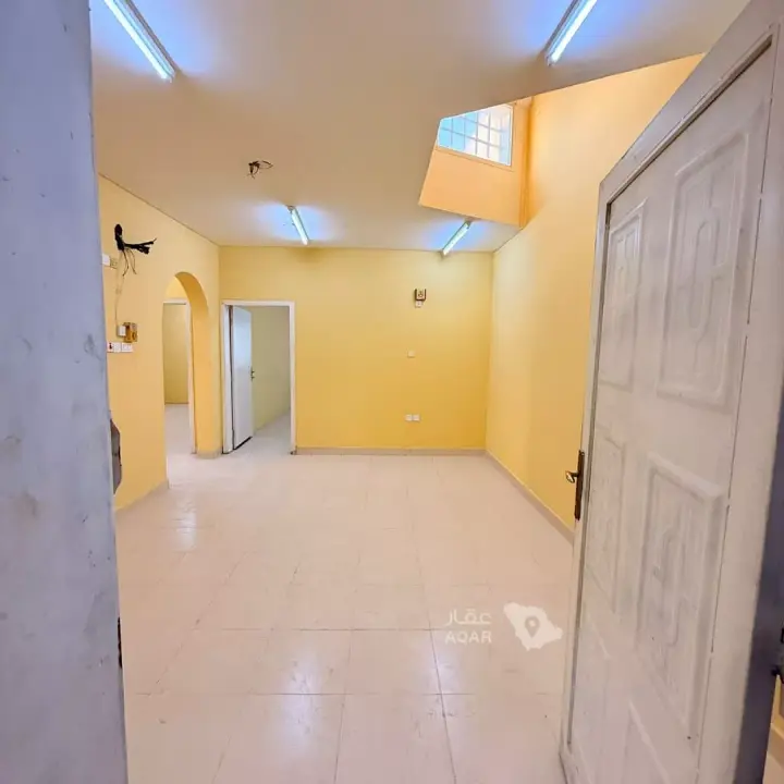 2 bedroom apartment in Jonob Mansobi Al Taleem, Al Ahsa 3