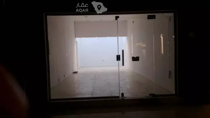 shop in Al Aqrabiyah, Eastern Province 9