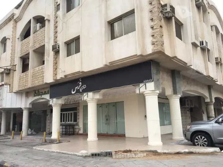 shop in Al Aqrabiyah, Eastern Province 3