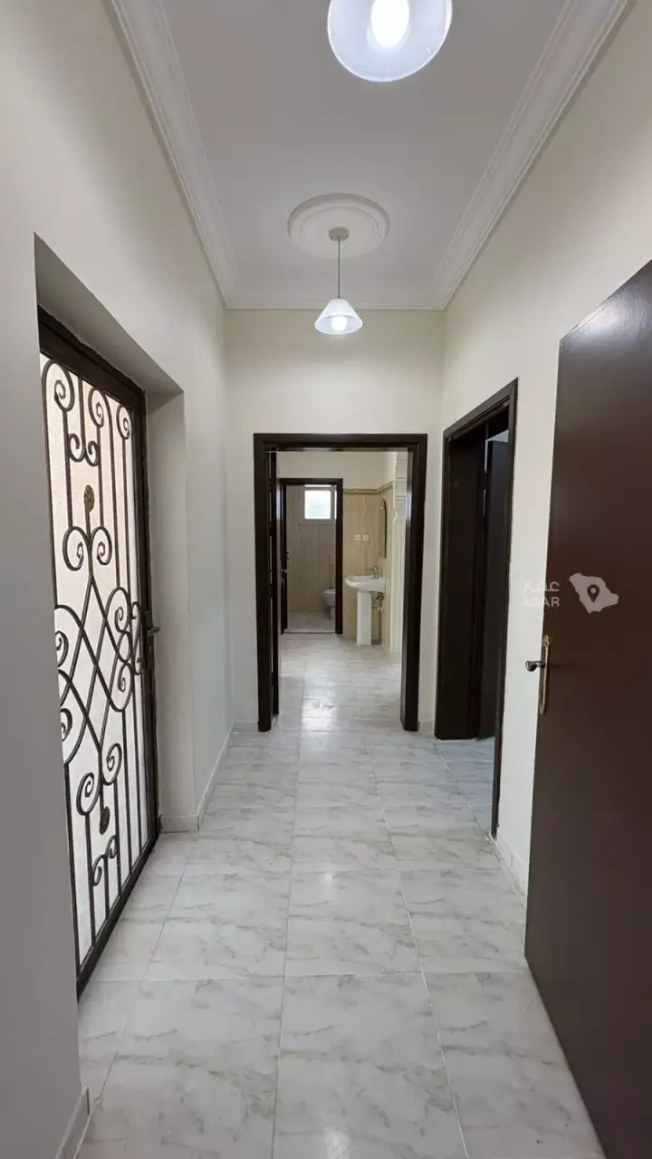 4 bedroom apartment in Al Sanabel, Jeddah 3