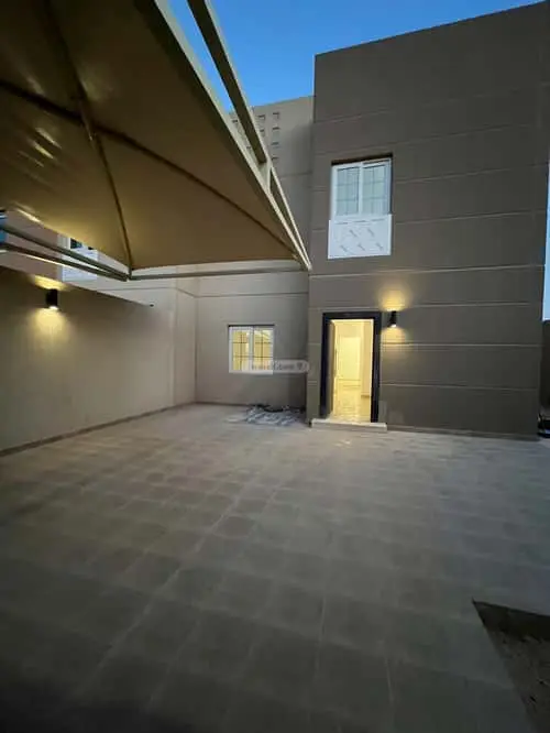 4 bedroom villa in Khuzam, Riyadh 11