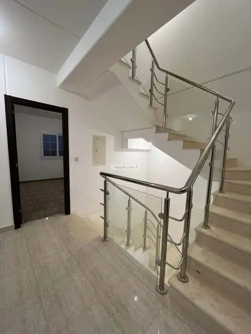 4 bedroom villa in Khuzam, Riyadh 13