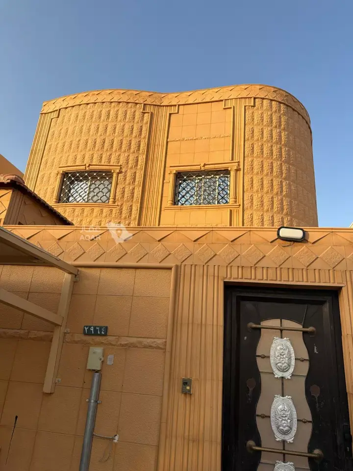 6 bedroom villa in Sultana, Qassim Region 3