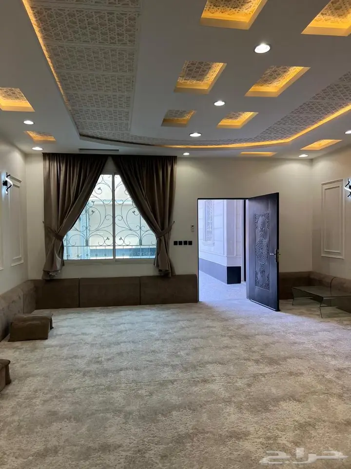 4 bedroom villa in Al Bayan, Riyadh 9