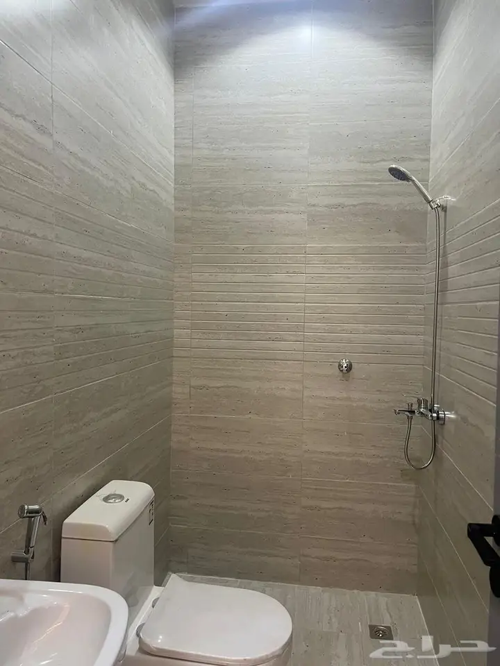 8 bedroom villa in As Salhiyah, Jeddah 19
