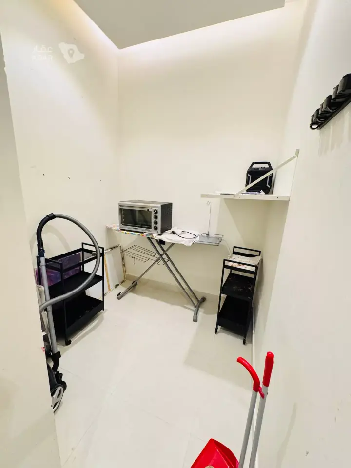 3 bedroom apartment in Granada, Riyadh 5