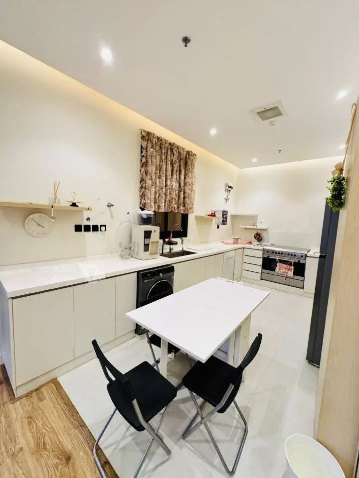 3 bedroom apartment in Granada, Riyadh 10