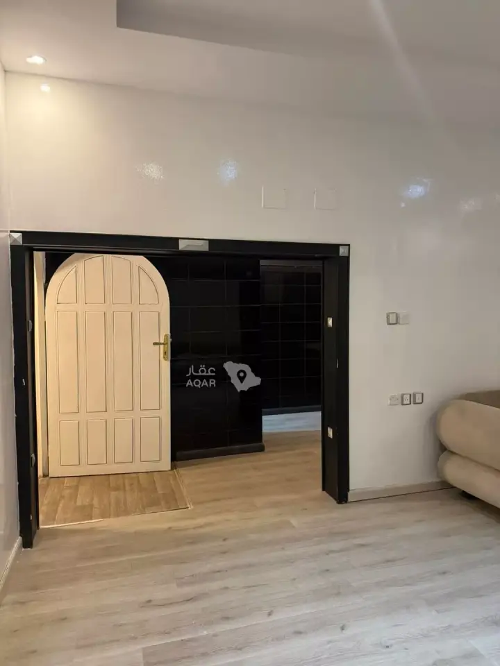 4 bedroom apartment in Al Nahda, Khamis Mushait 24