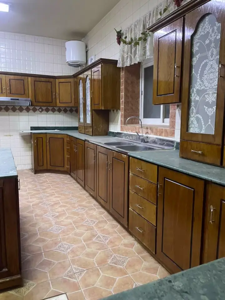 3 bedroom villa in Al Qafilah, Khamis Mushait 11