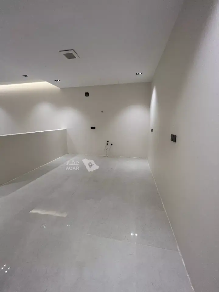 3 bedroom apartment in Dhahrat Laban, Riyadh 8