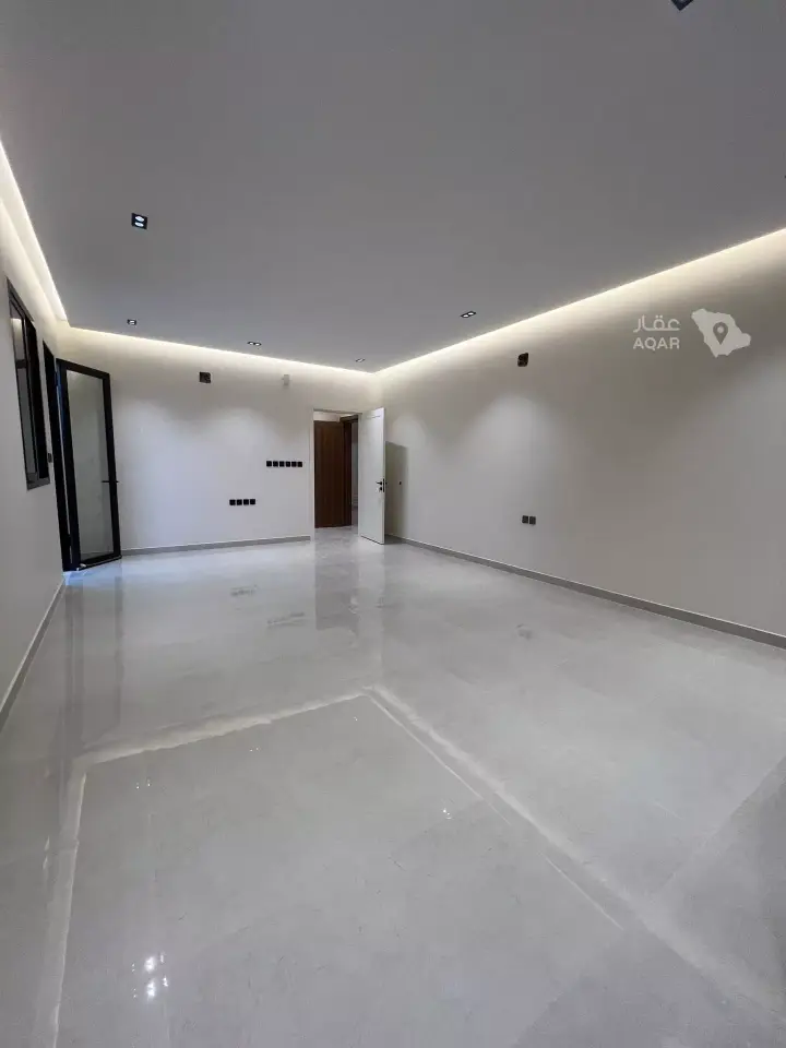 3 bedroom apartment in Dhahrat Laban, Riyadh 11