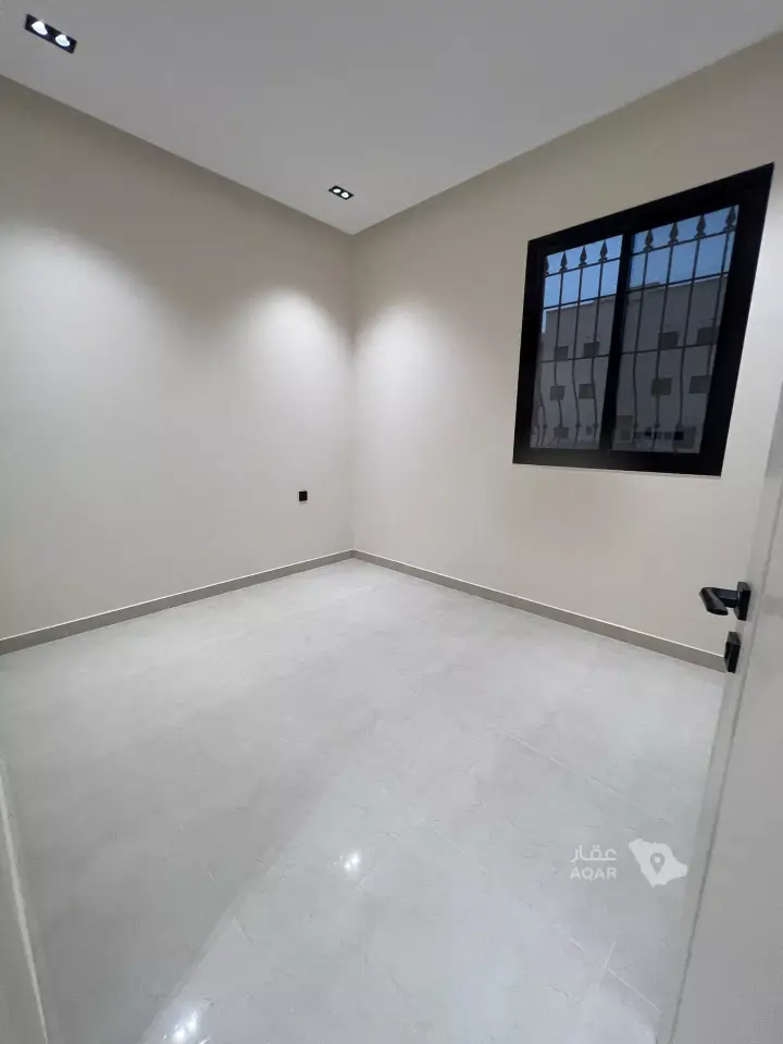 3 bedroom apartment in Dhahrat Laban, Riyadh 2