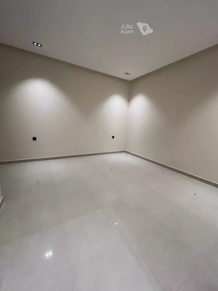 3 bedroom apartment in Dhahrat Laban, Riyadh 7