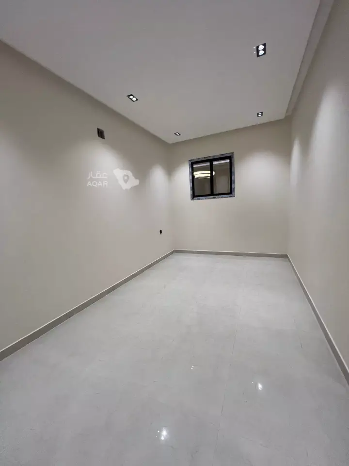 3 bedroom apartment in Dhahrat Laban, Riyadh 9