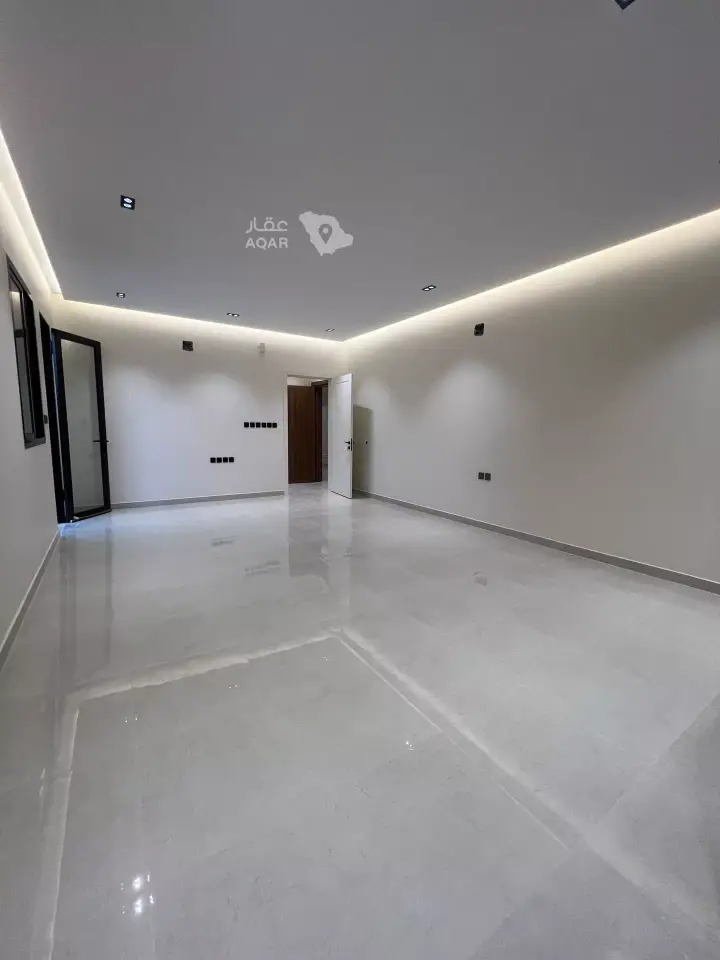 3 bedroom apartment in Dhahrat Laban, Riyadh 11