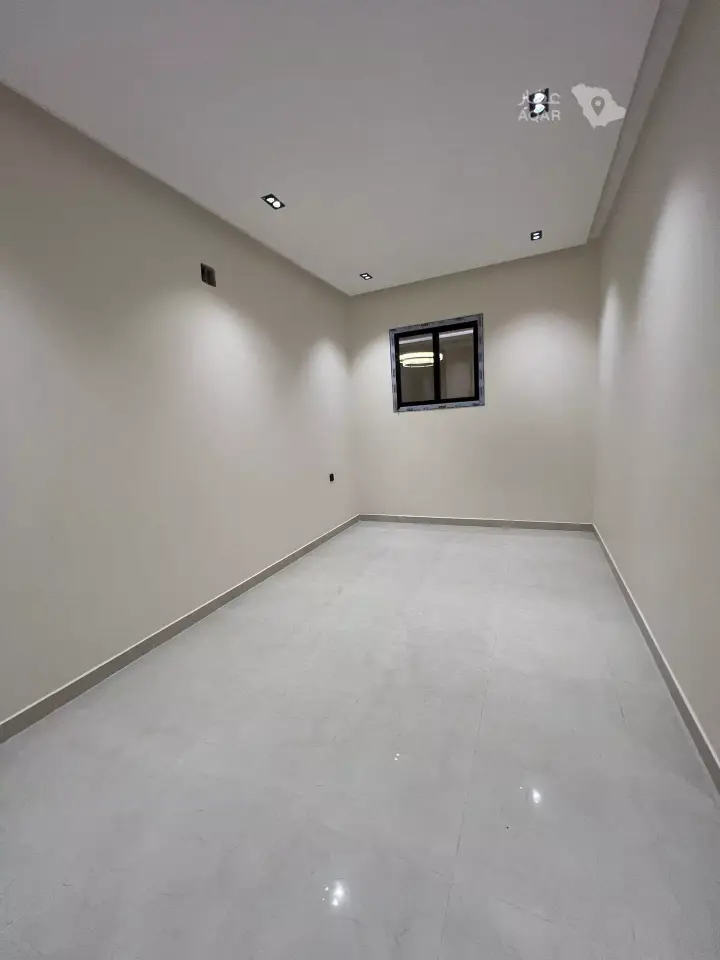 3 bedroom apartment in Dhahrat Laban, Riyadh 9