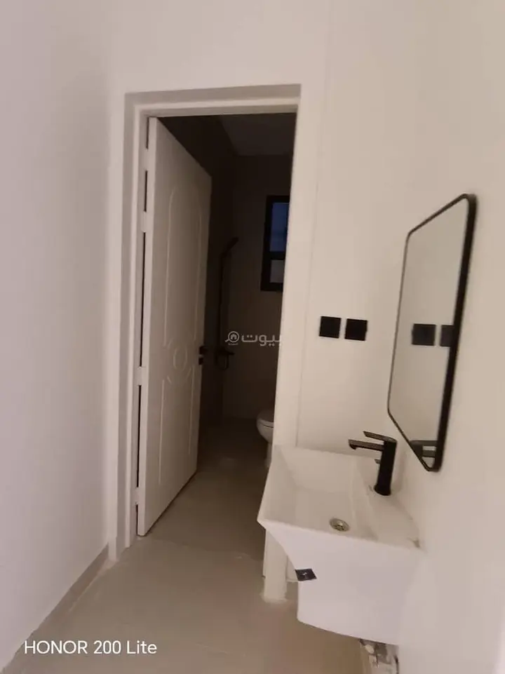 3 bedroom apartment in King Faisal, Riyadh 8