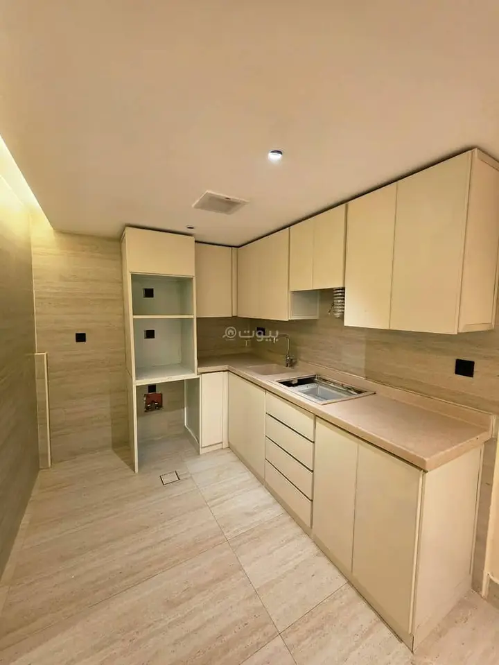 2 bedroom apartment in Al Wizarat, Riyadh 4