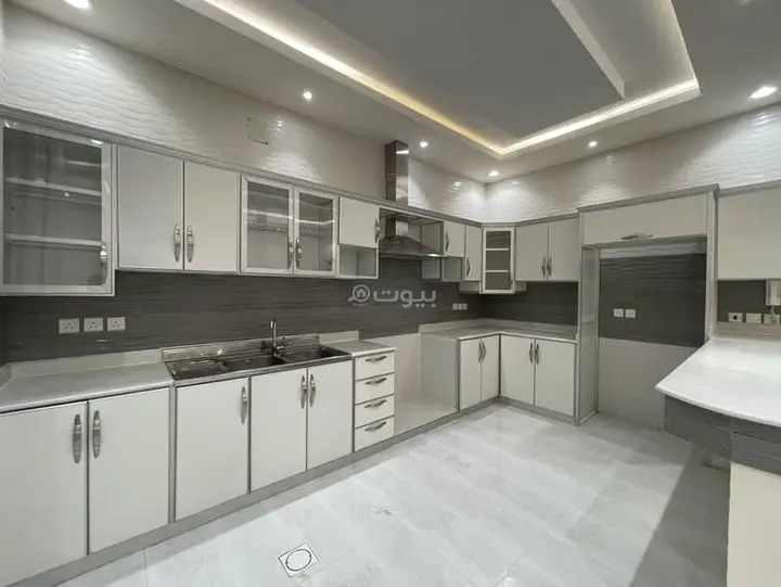 3 bedroom apartment in Al Olaya, Riyadh 6