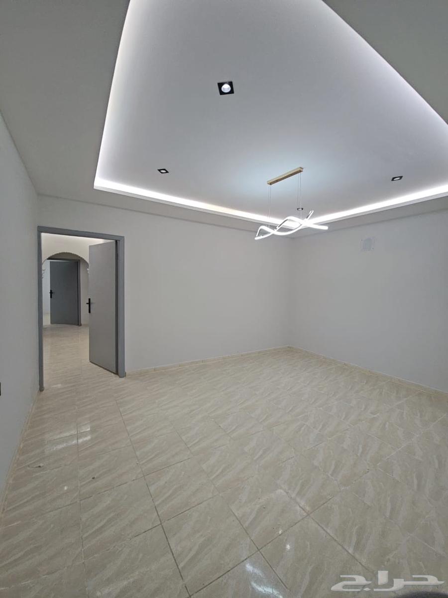 5 bedroom apartment in Al Janadriyah 5