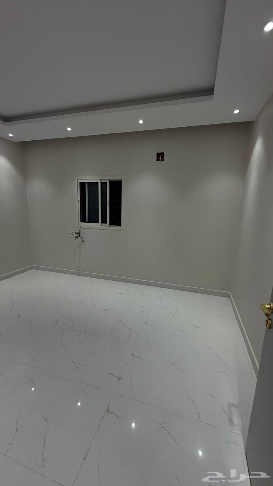 5 bedroom apartment in Al Rimal 7