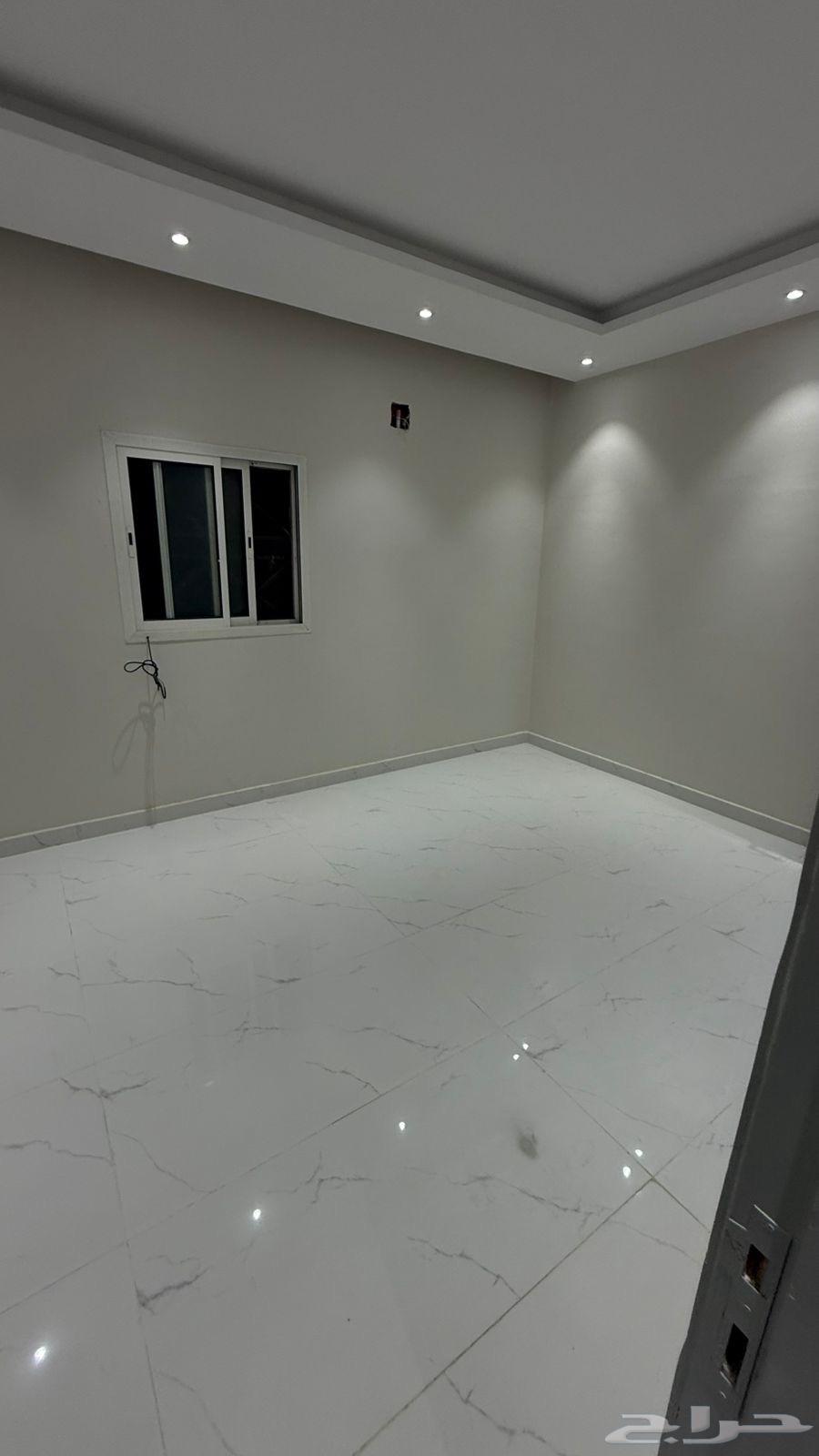 5 bedroom apartment in Al Rimal 8
