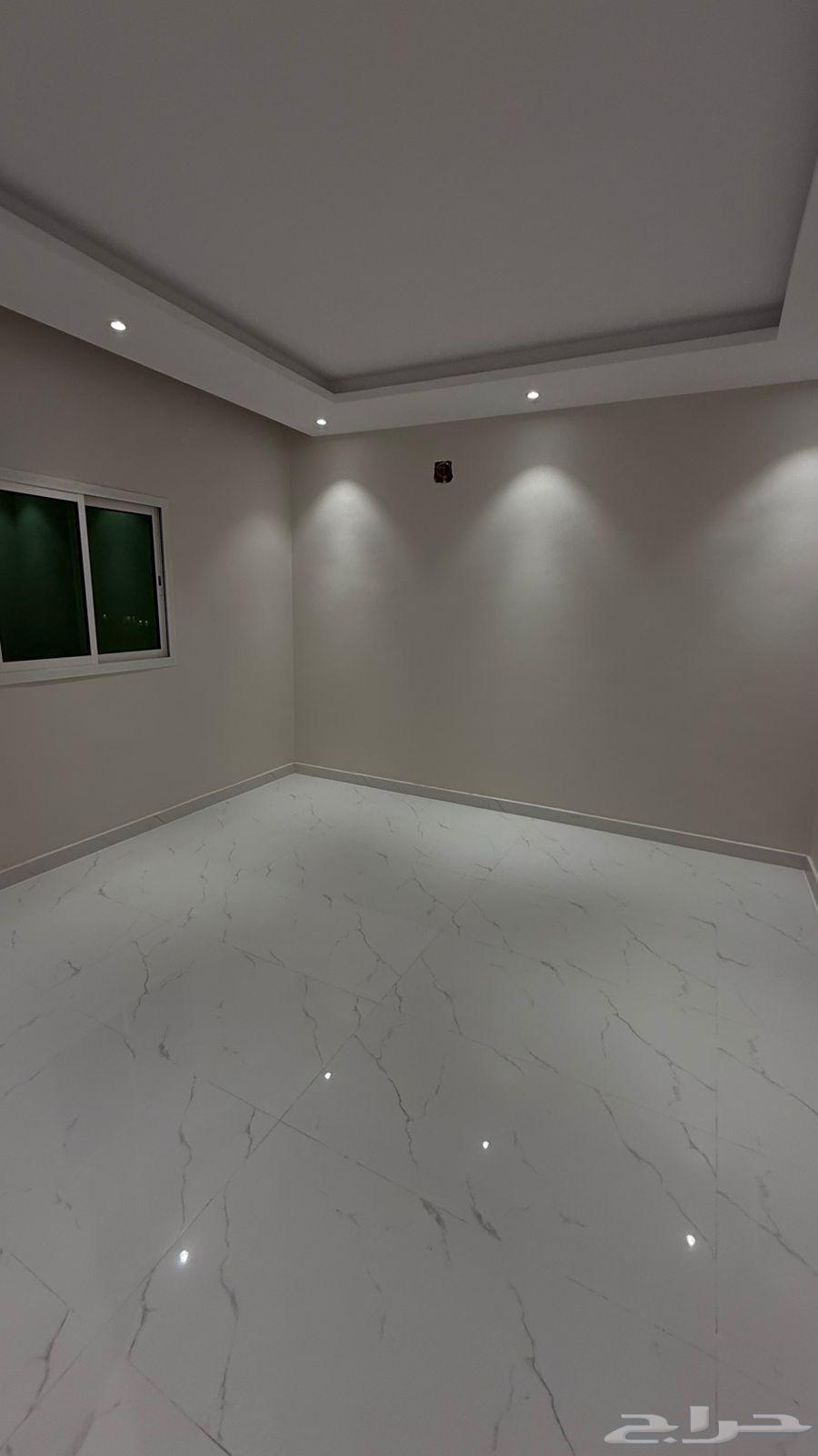 5 bedroom apartment in Al Rimal 9