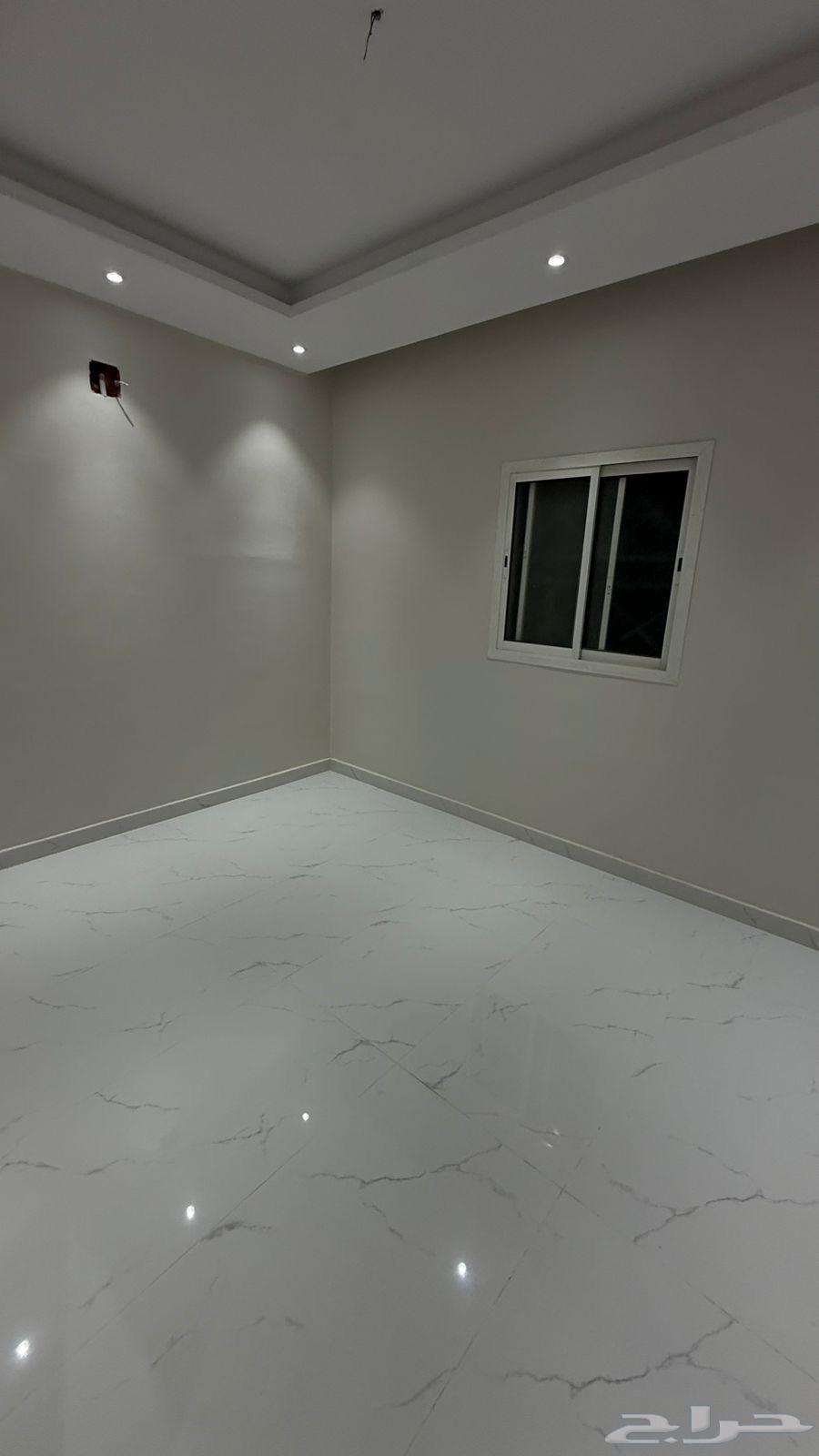 5 bedroom apartment in Al Rimal 10