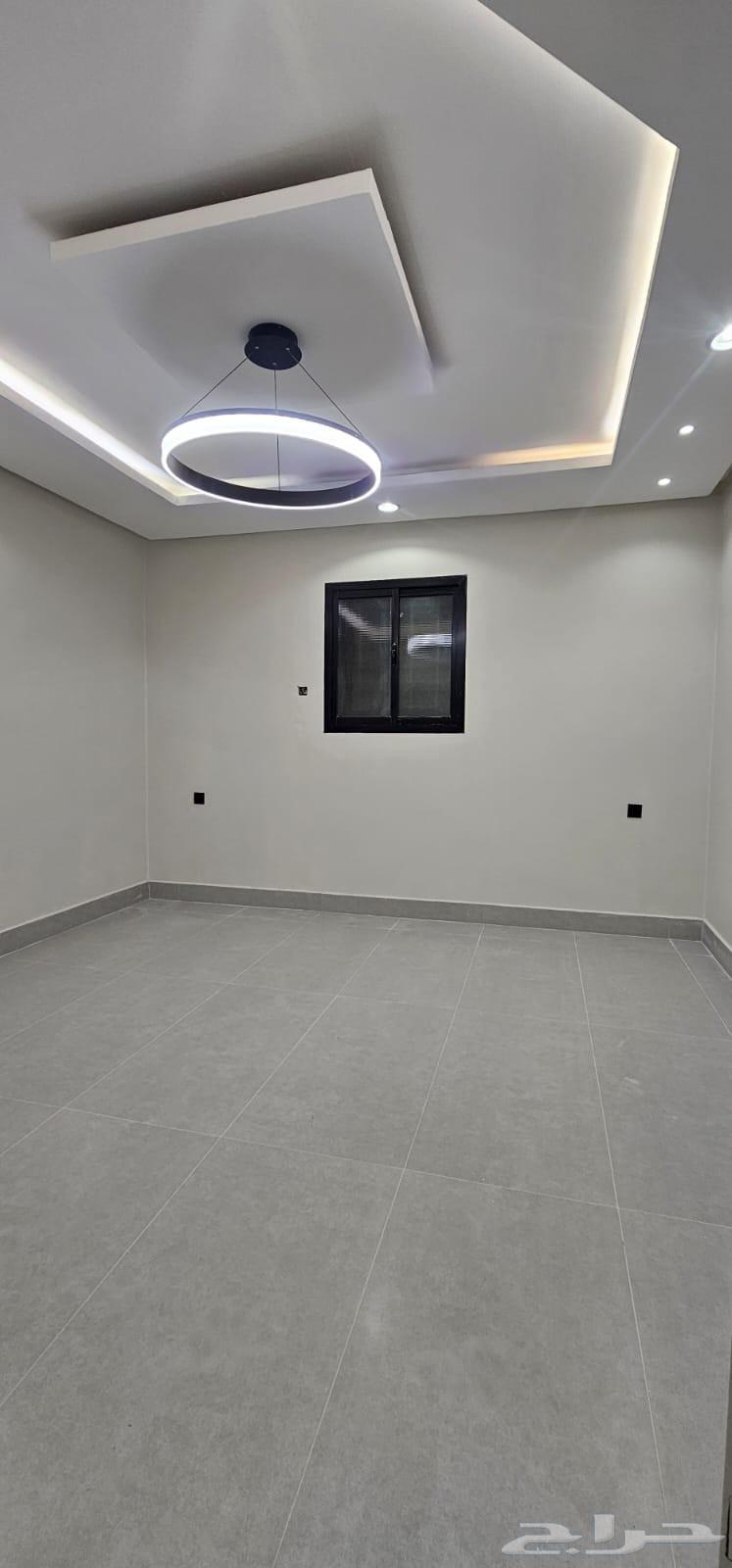 6 bedroom villa in Al Janadriyah 3