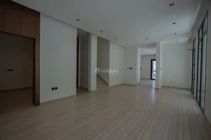 4 bedroom villa in Al Safa, Riyadh 13