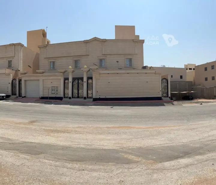 4 bedroom villa in Ash Sharq, Riyadh 16