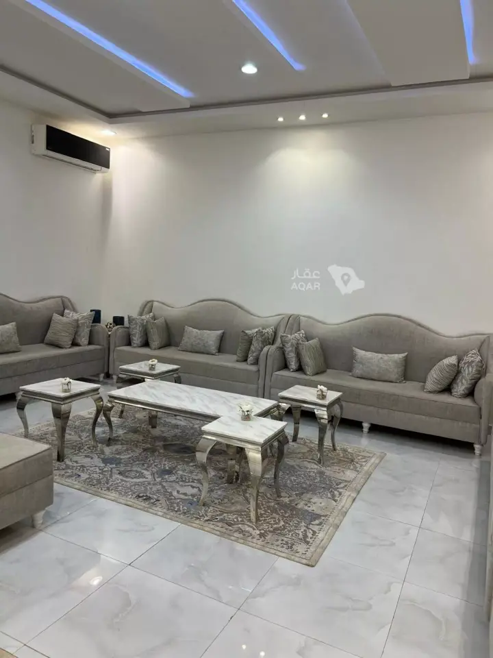 4 bedroom villa in Ash Sharq, Riyadh 8